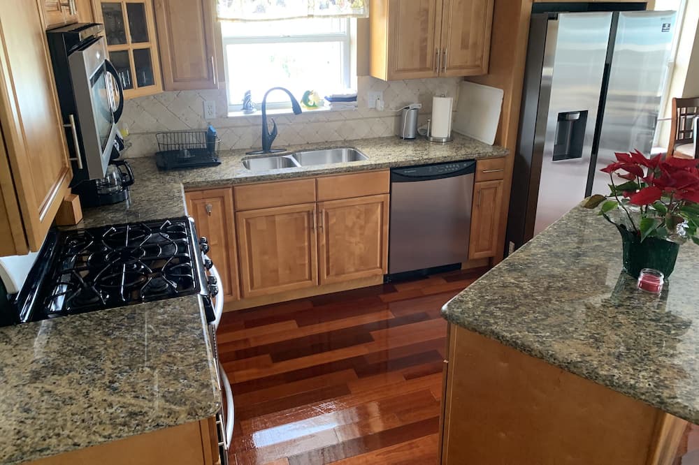 Photo of Kitchen in Geiger Key