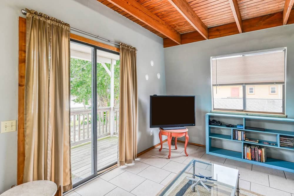 Photo of Patio Balcony in Coquina Gables