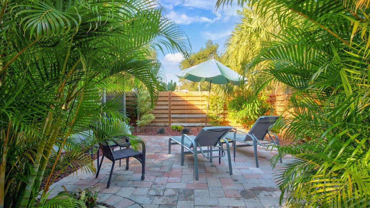 Photo of Patio Balcony in Gillespie Park