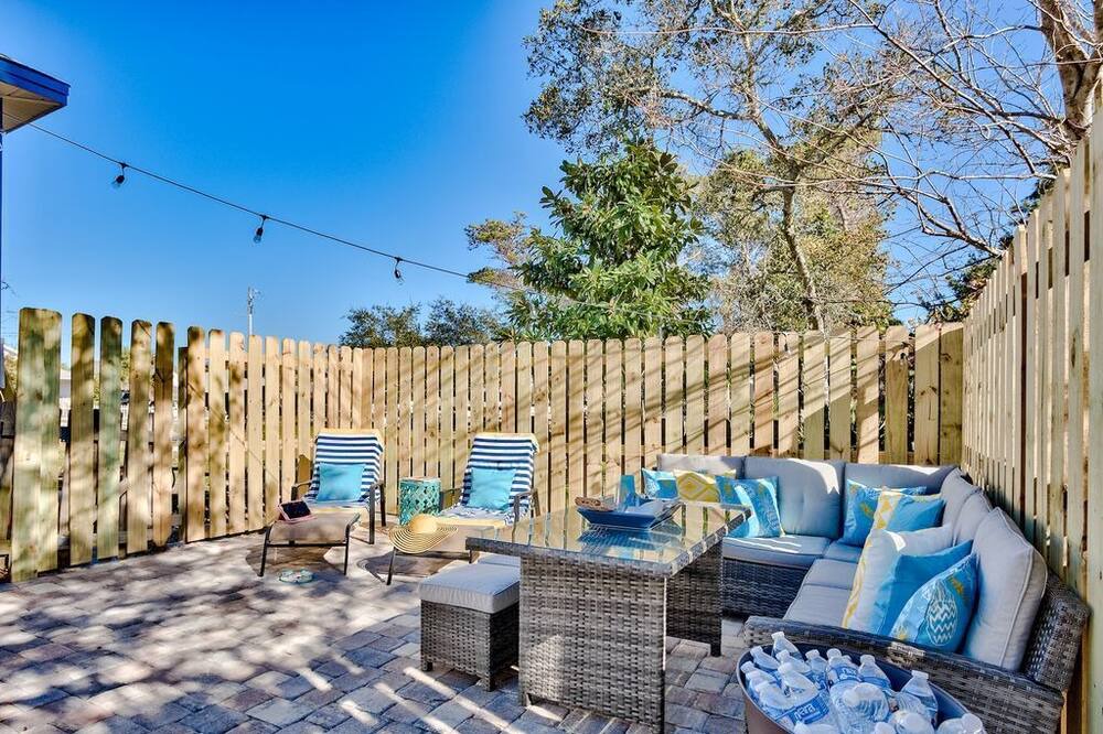 Photo of Patio Balcony in Clipper Cove