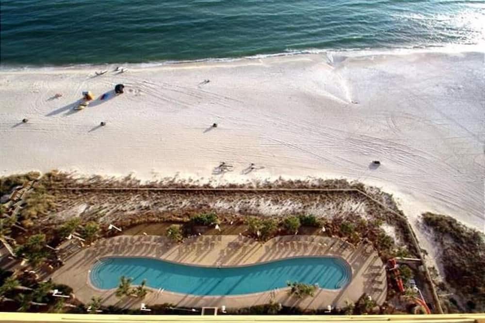 Photo of Outdoor in Bahama Beach