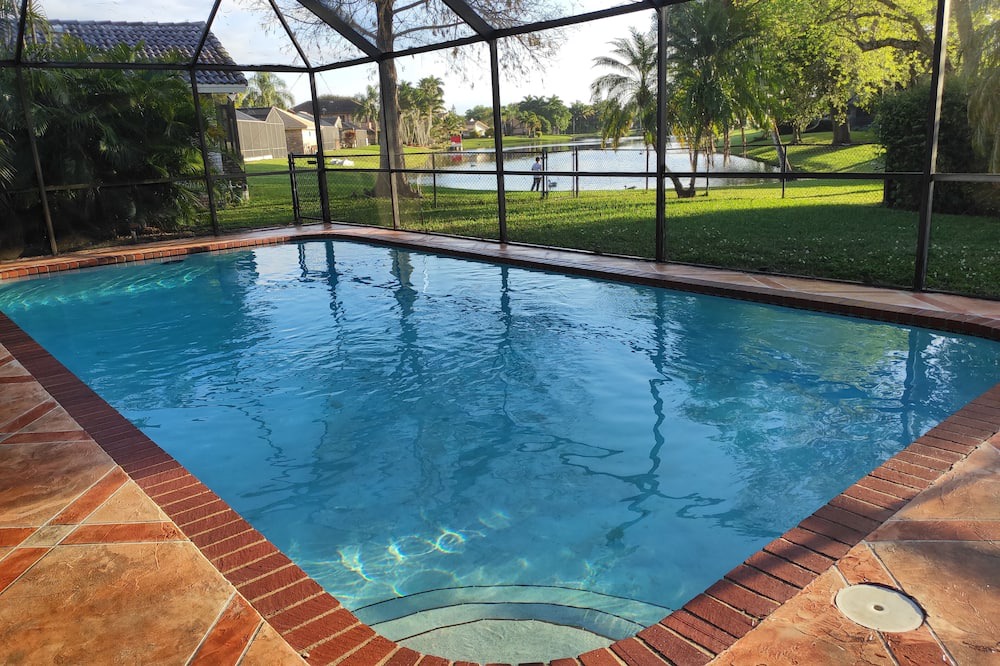 Photo of Outdoor in Cypress Glen