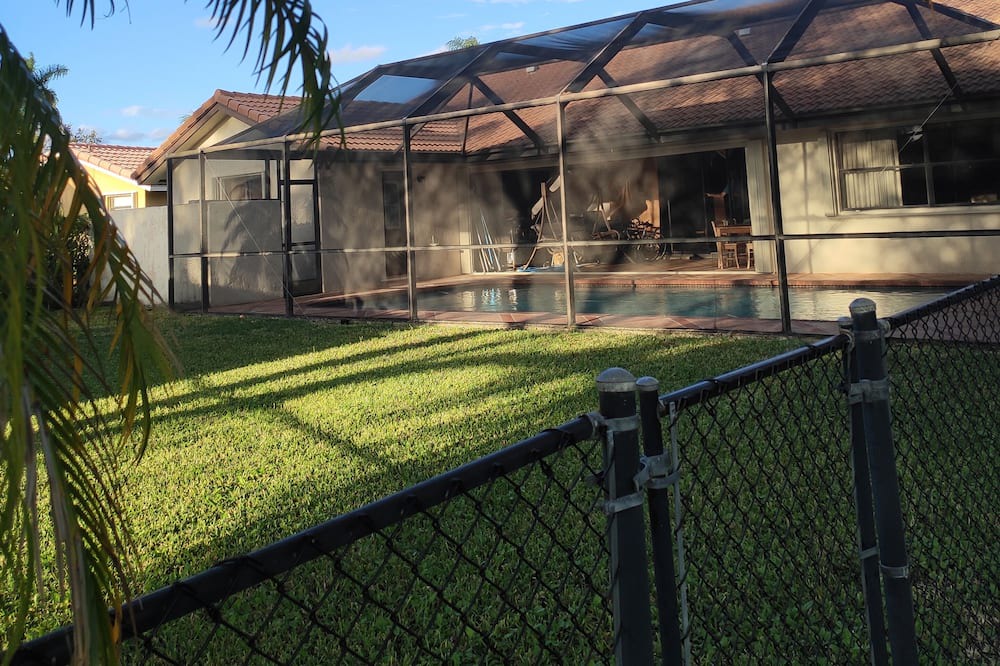 Photo of Outdoor in Cypress Glen
