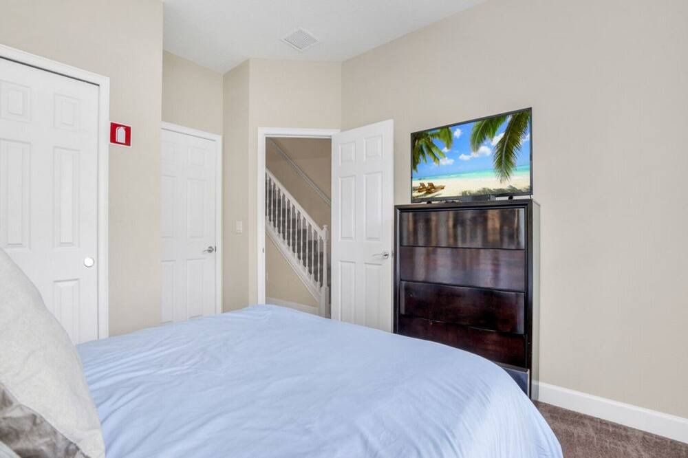Photo of Bedroom in Silver Creek