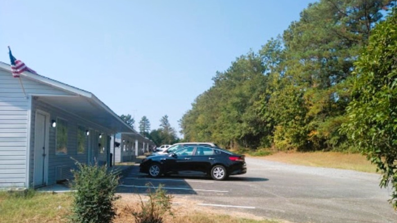 Photo of Others in McIntyre