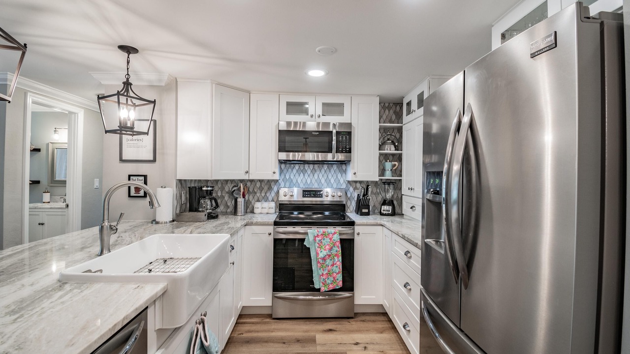 Photo of Kitchen in Gulf Gate Estates