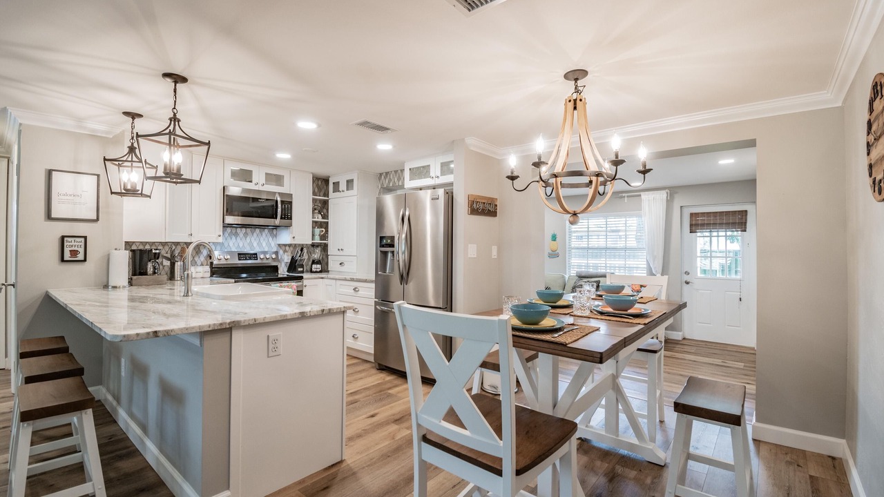 Photo of Kitchen in Gulf Gate Estates