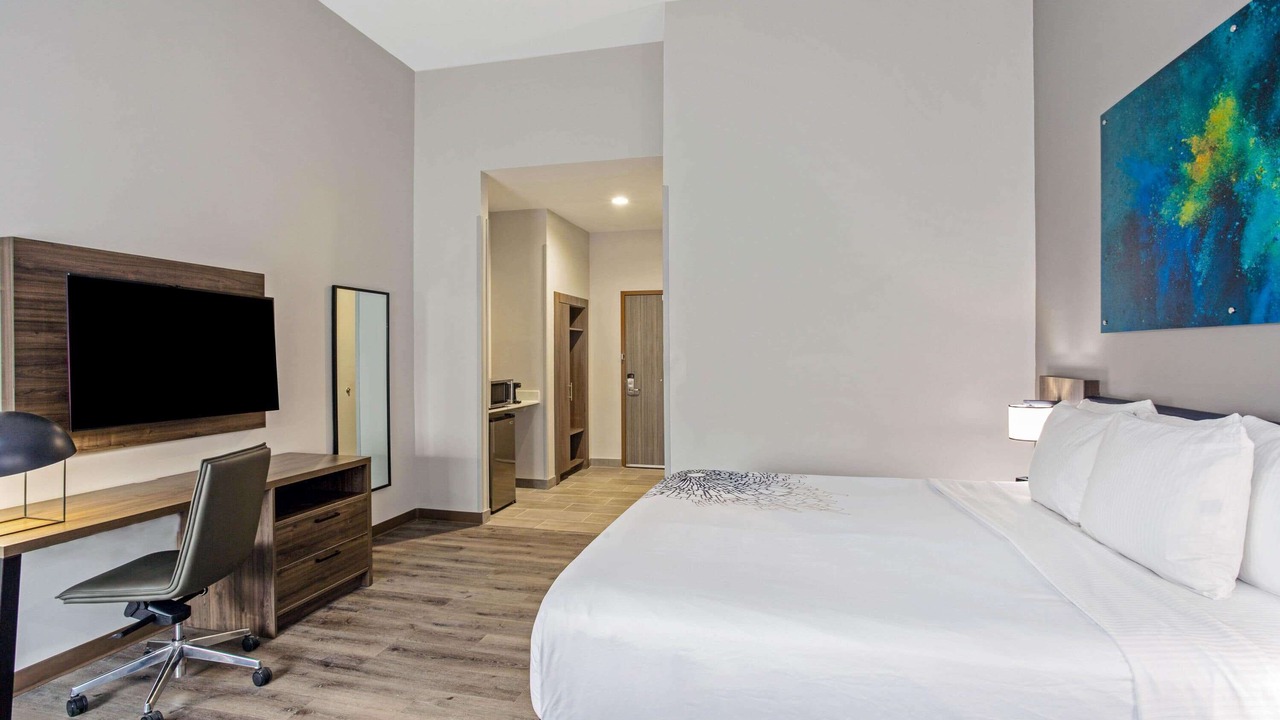 Photo of Bedroom in Miramar Beach
