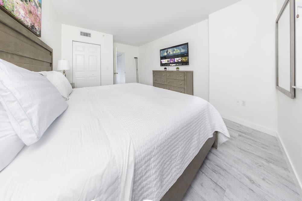 Photo of Bedroom in Downtown West Palm Beach