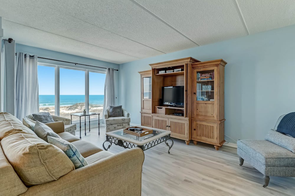 Photo of Bedroom in Ocean Cay