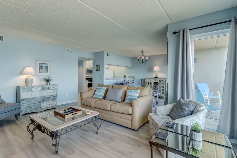Photo of Livingroom in Ocean Cay