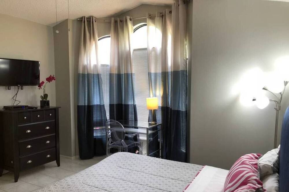 Photo of Bedroom in Williamsburg