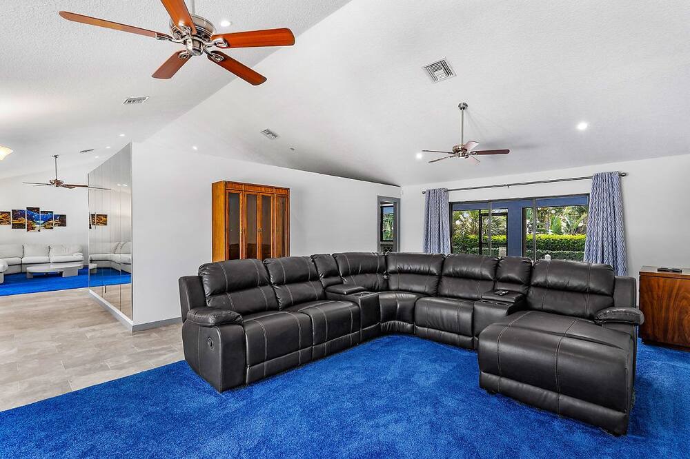 Photo of Livingroom in Florida North Atlantic Coast
