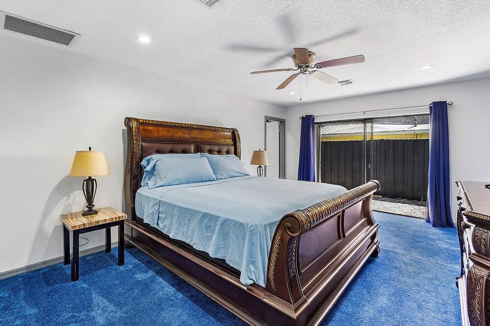 Photo of Bedroom in Florida North Atlantic Coast