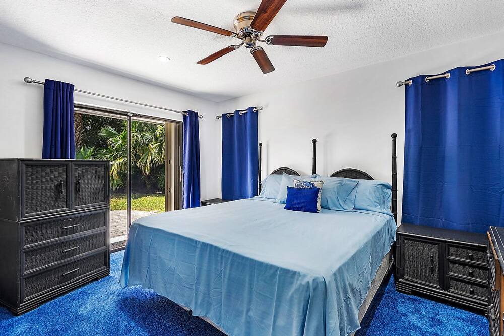 Photo of Bedroom in Florida North Atlantic Coast