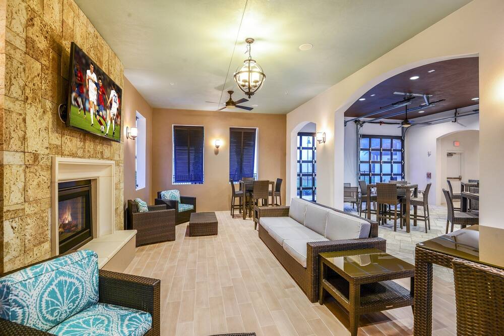 Photo of Livingroom in Bay Lake