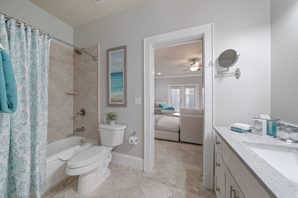 Photo of Bathroom in Santa Rosa Beach