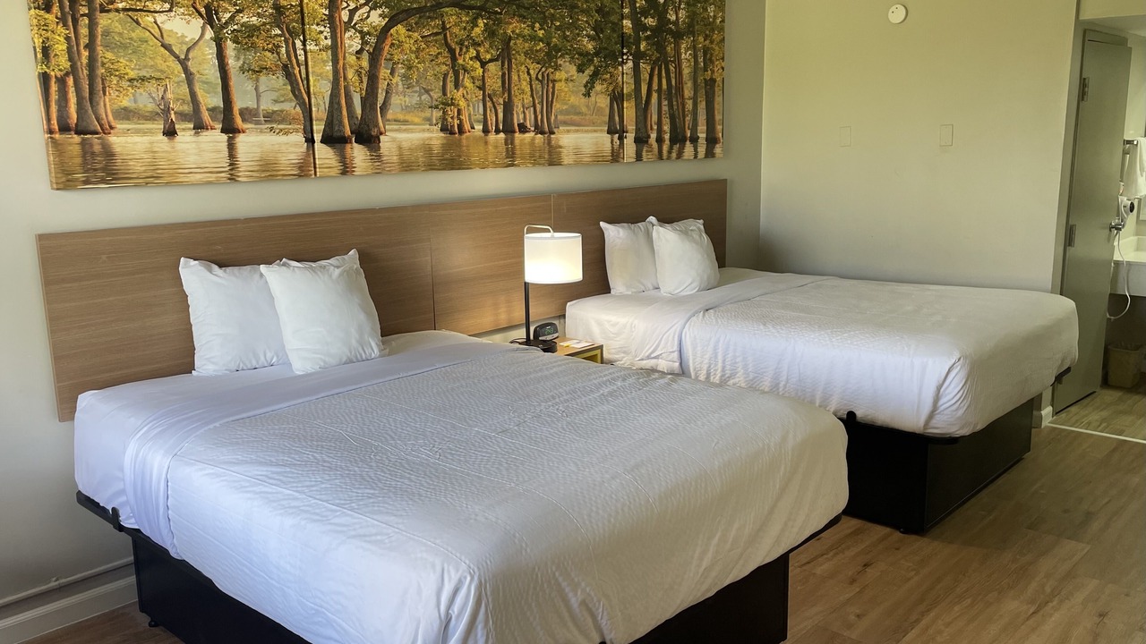 Photo of Bedroom in Valdosta
