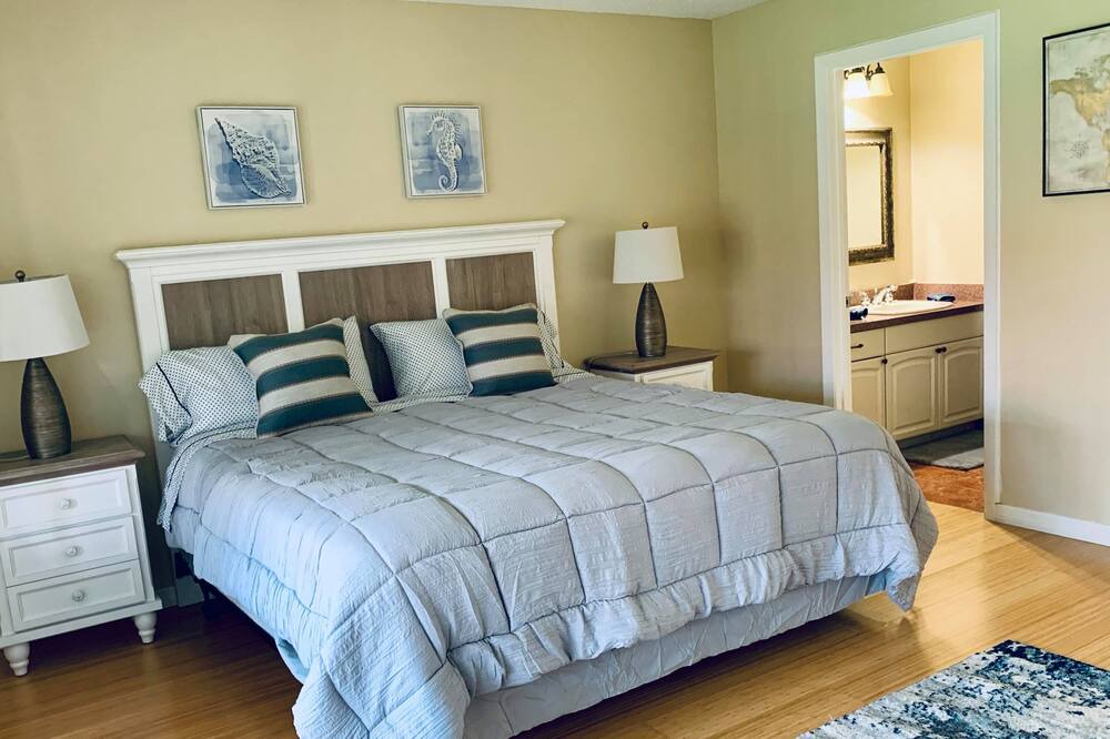 Photo of Bedroom in Sarasota
