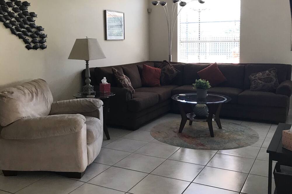 Photo of Bedroom in Indian Wells
