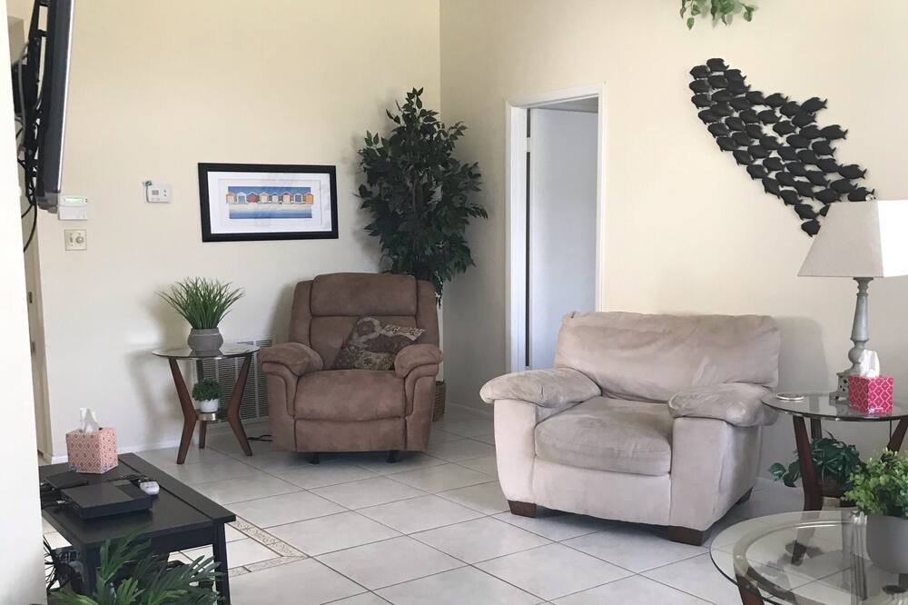 Photo of Livingroom in Indian Wells