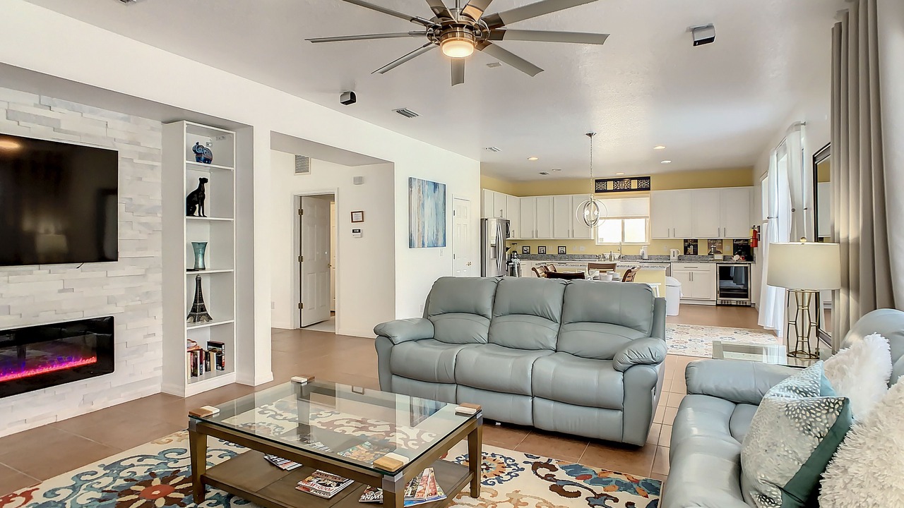 Photo of Livingroom in Legacy Park