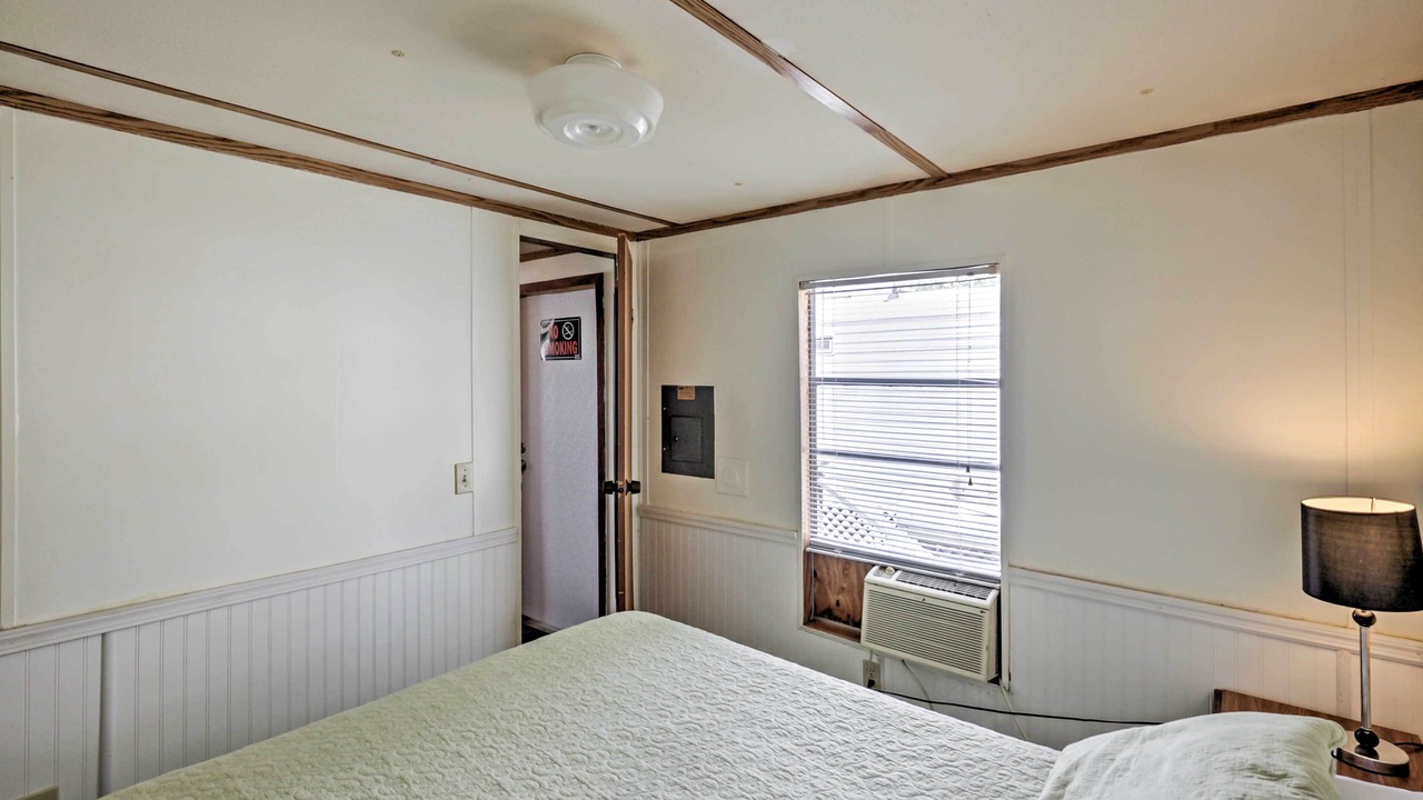 Photo of Bedroom in Silver Springs