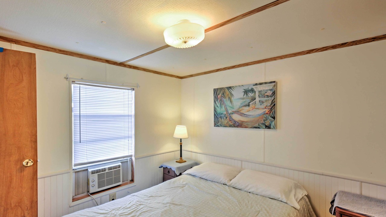 Photo of Bedroom in Silver Springs