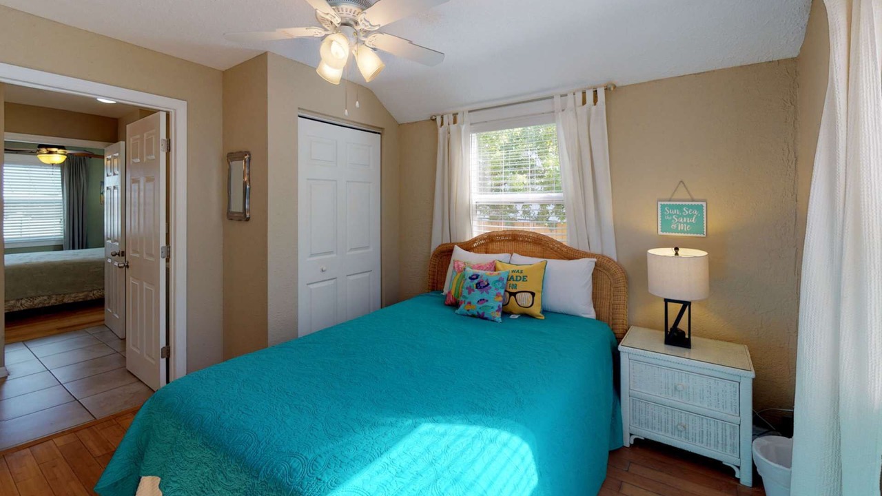 Photo of Bedroom in Madeira Beach