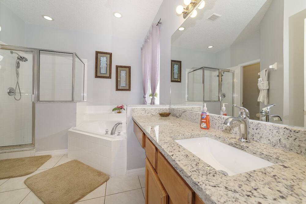 Photo of Bathroom in Indian Point