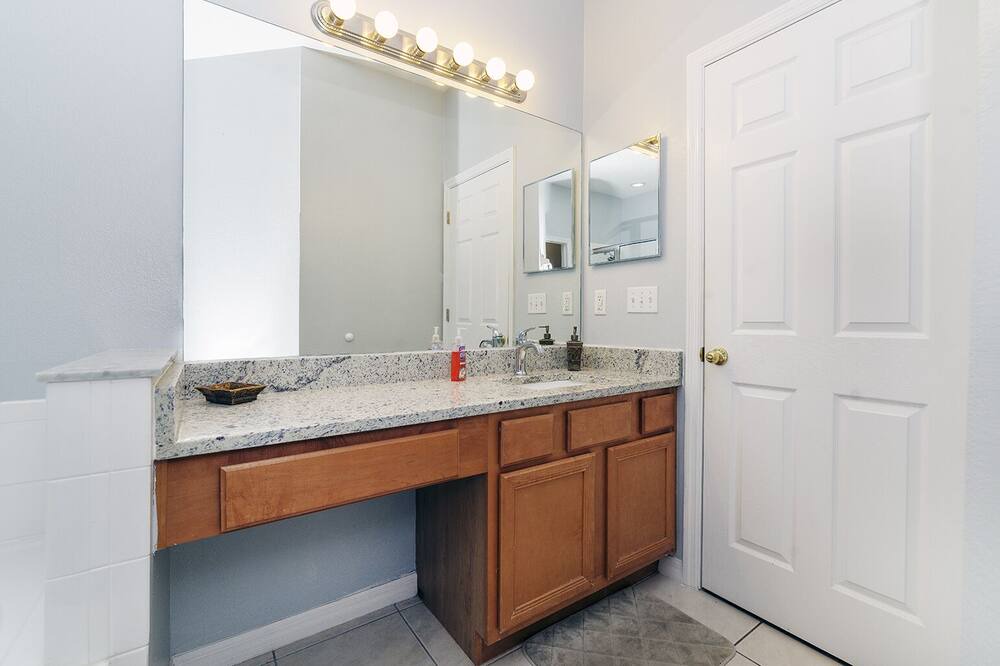 Photo of Bathroom in Indian Point