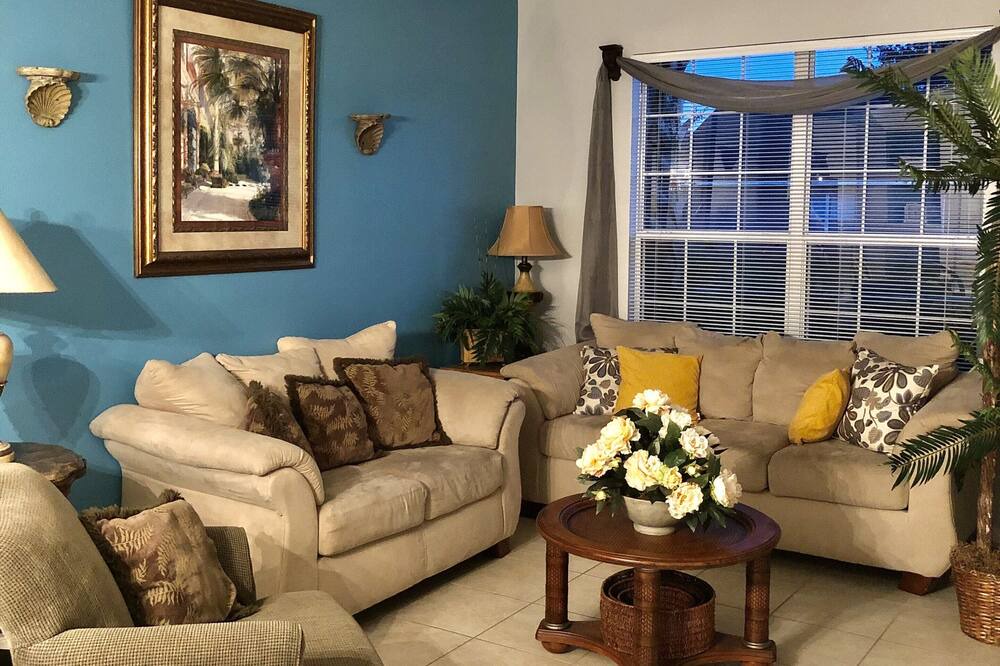 Photo of Livingroom in Indian Point