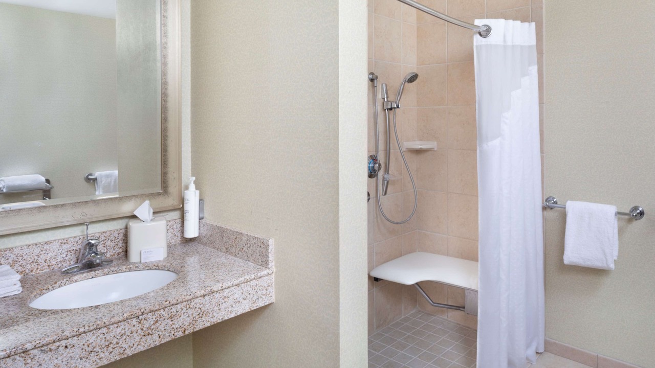 Photo of Bathroom in Ludlam