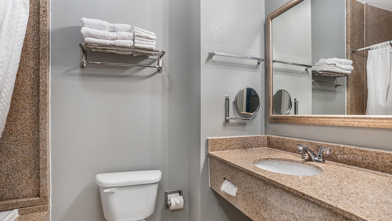 Photo of Bathroom in Crawfordville