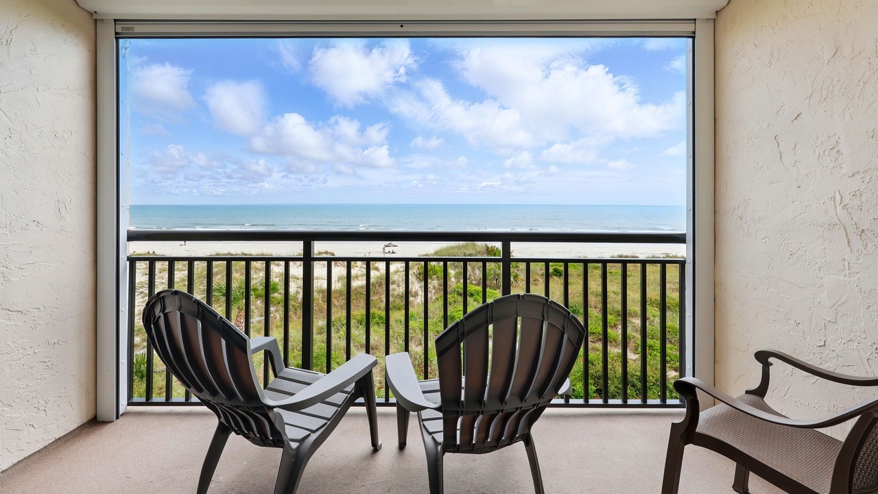 Photo of Patio Balcony in Crescent Beach