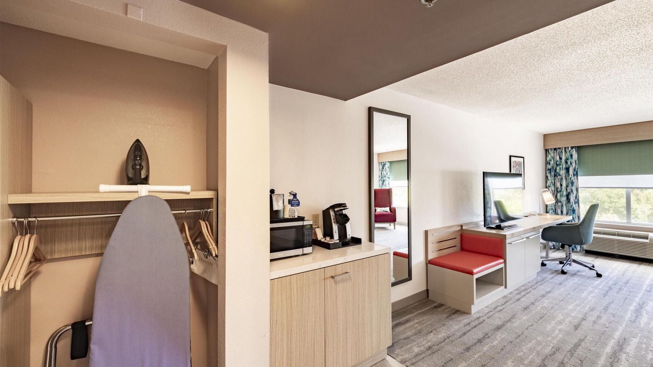 Photo of Bedroom in Albany