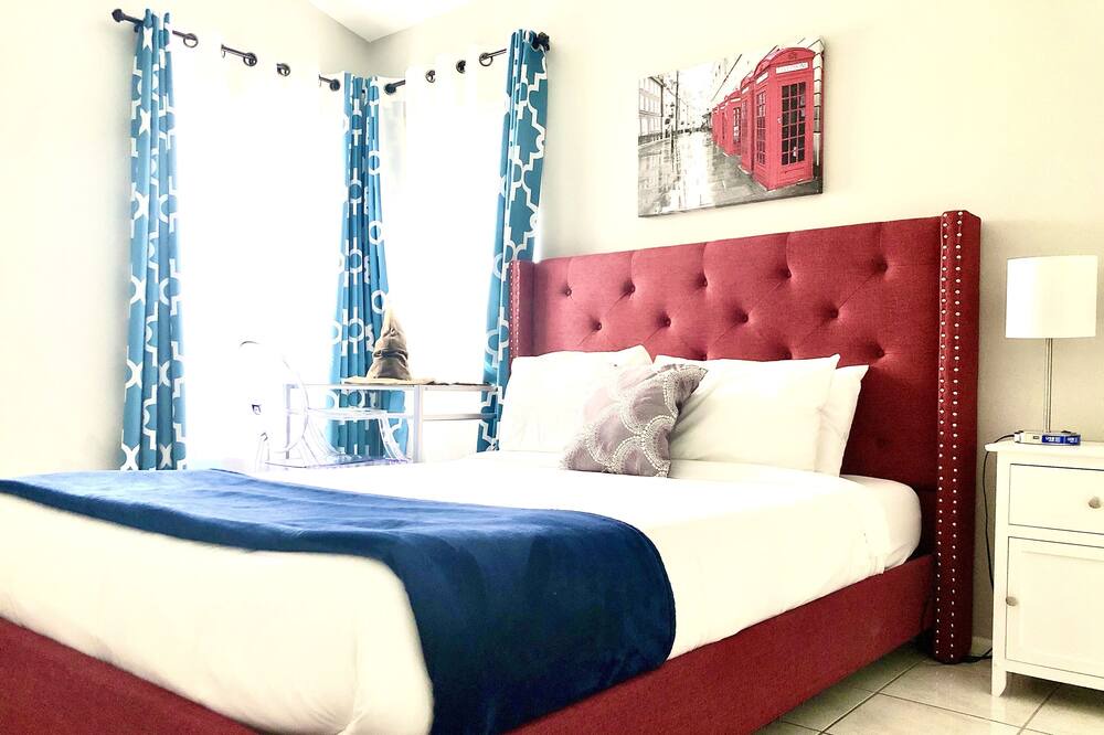 Photo of Bedroom in Williamsburg