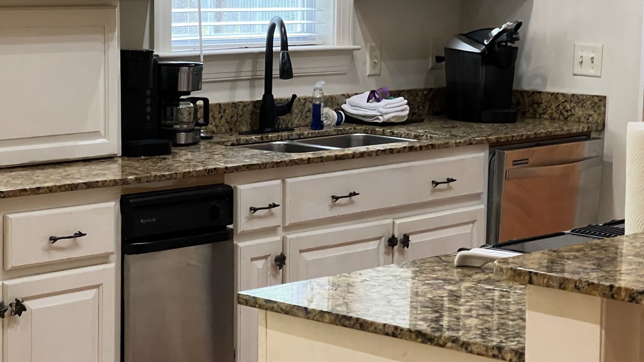 Photo of Kitchen in Adel