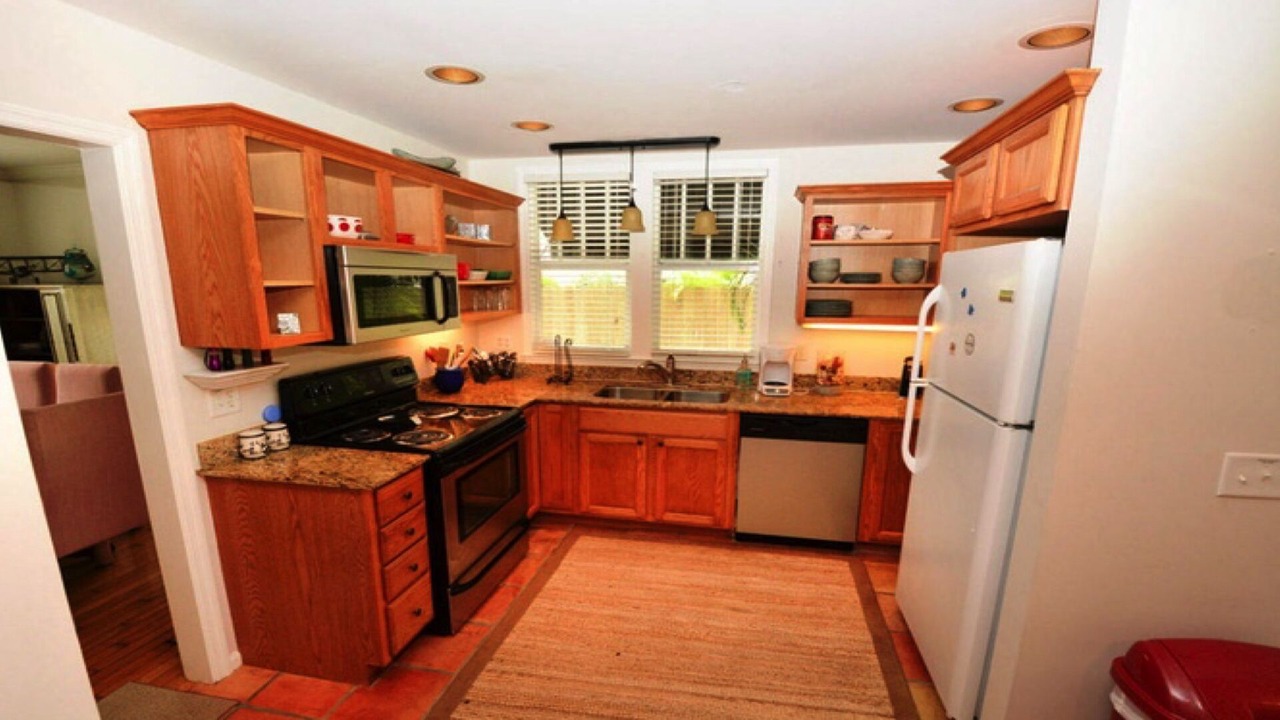 Photo of Kitchen in Flamingo Parks