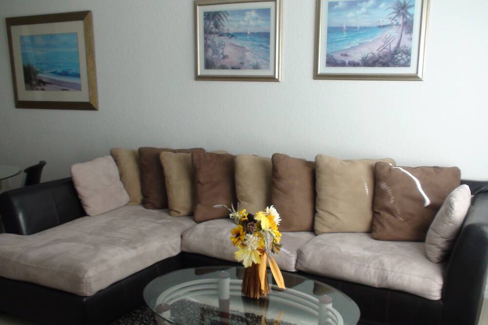 Photo of Livingroom in Kissimmee
