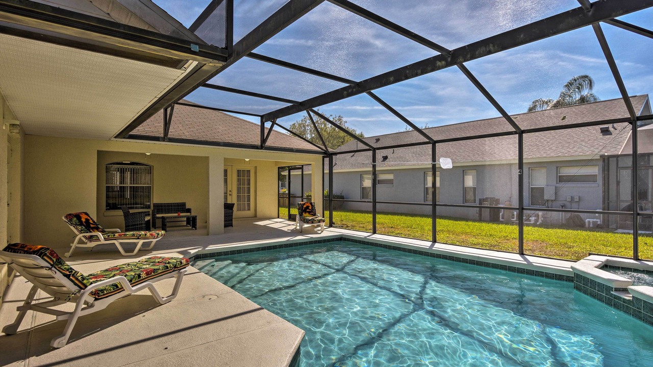 Photo of Outdoor in Orange Tree