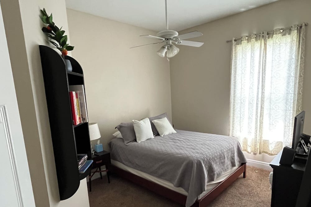 Photo of Bedroom in Killearn Estates