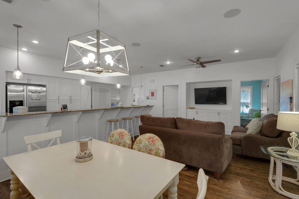 Photo of Bedroom in Seacrest