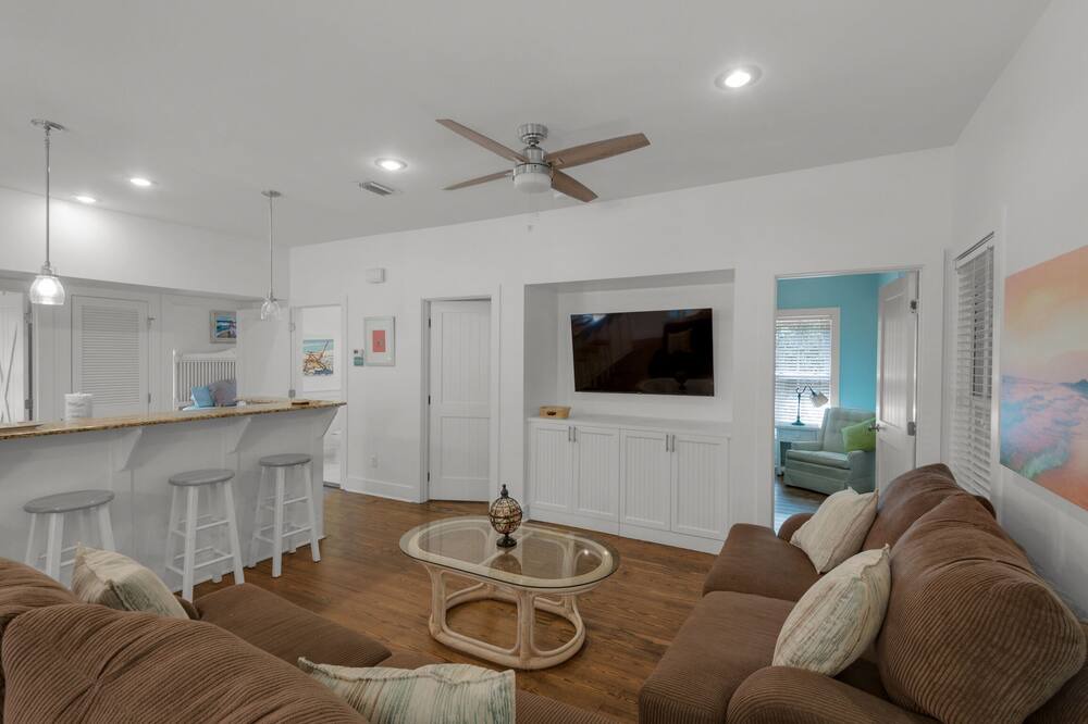 Photo of Bedroom in Seacrest