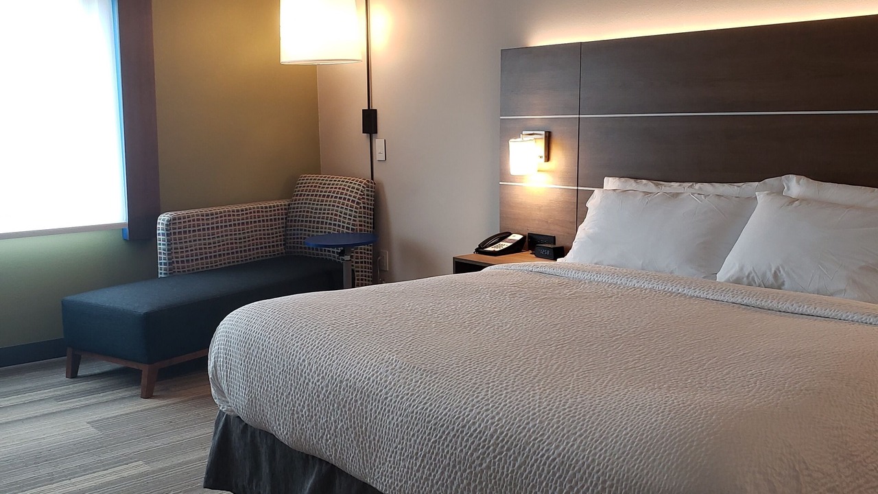 Photo of Bedroom in Kingsland