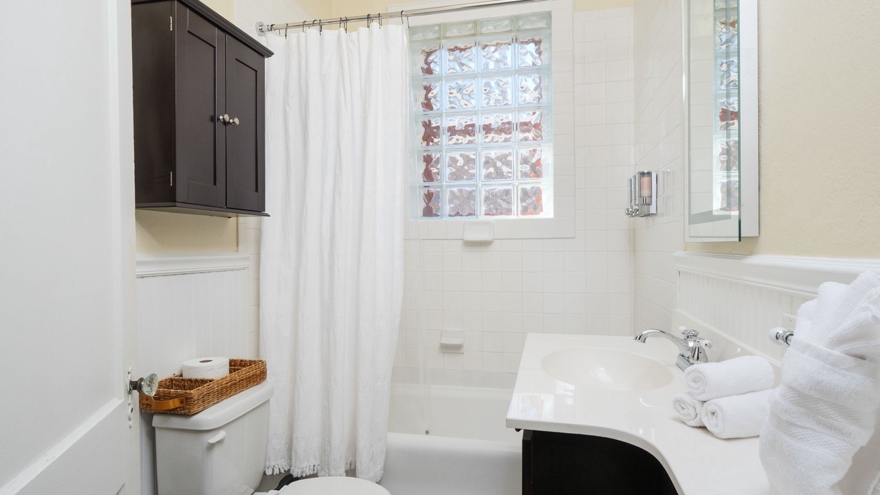Photo of Bathroom in Duckpond