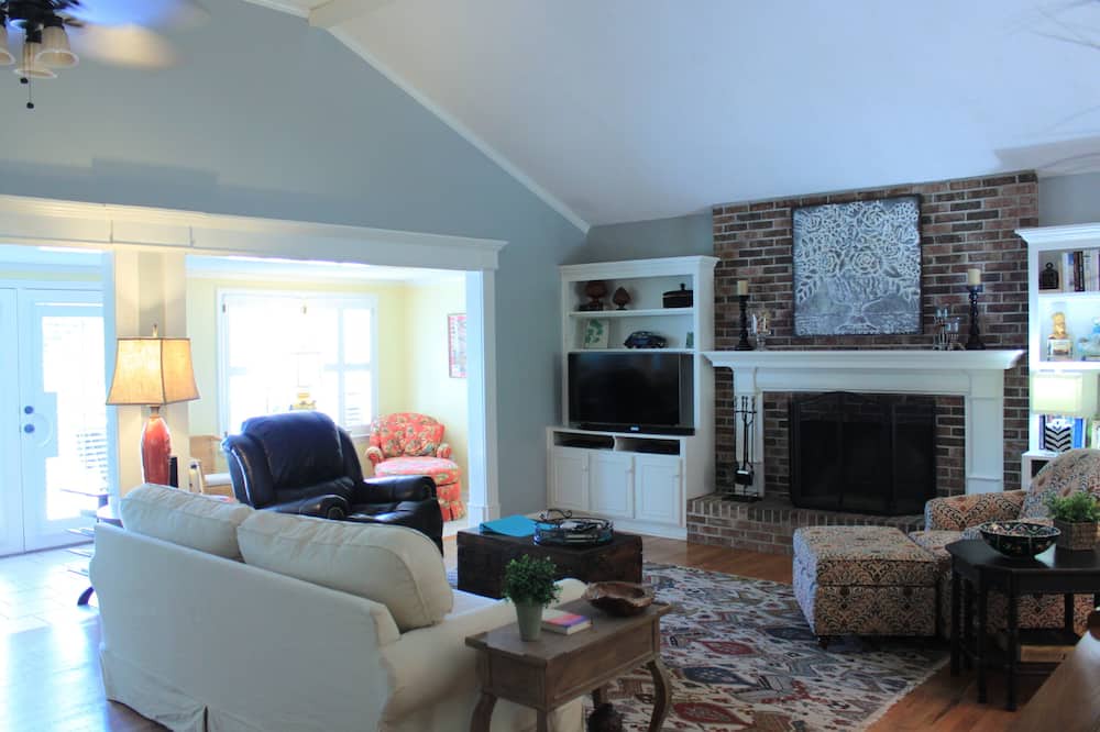 Photo of Livingroom in Cordele