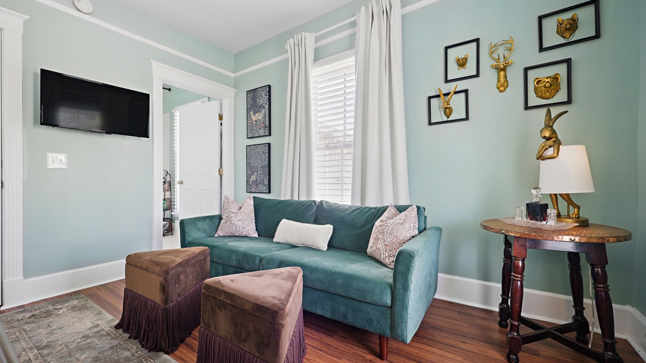 Photo of Bedroom in Downtown Historic District