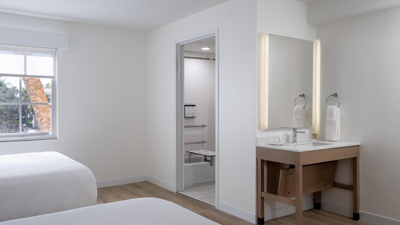 Photo of Bedroom in Estero