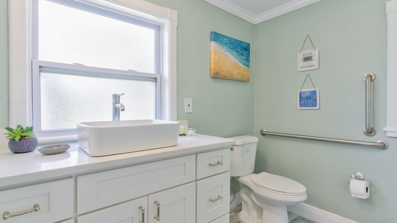 Photo of Bathroom in Ruskin